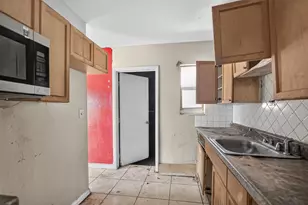 2740 NW 2nd St, Boynton Beach, FL 33435 - Photo 13