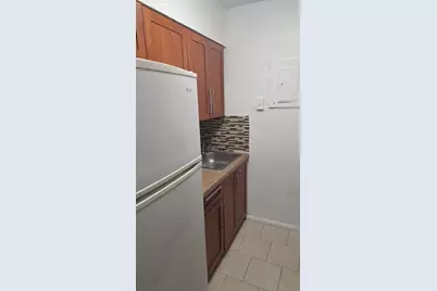 2175 NE 169th Street #102, North Miami Beach, FL 33162 - Photo 3