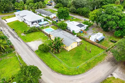 4329 Whispering Pines Road, West Palm Beach, FL 33406 - Photo 35