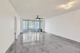 8301 Sands Point Blvd, Tamarac, FL 33321 - Photo 7