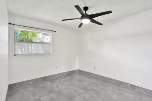 8301 Sands Point Blvd, Tamarac, FL 33321 - Photo 11