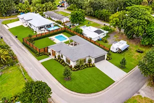 4329 Whispering Pines Rd, West Palm Beach, FL 33406 - Photo 1