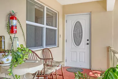 122 Stratford I, West Palm Beach, FL 33417 - Photo 3