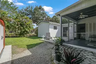 1717 SW 14th St, Fort Lauderdale, FL 33312 - Photo 9