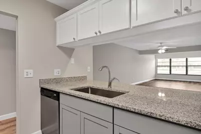 22 Plantation Drive #106, Vero Beach, FL 32966 - Photo 9