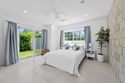 1311 Pierce Street, Hollywood, FL 33019 - Photo 15