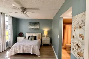 3850 Oaks Clubhouse Dr, Pompano Beach, FL 33069 - Photo 25