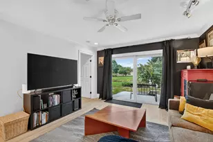 8900 Warwick Dr, Boca Raton, FL 33433 - Photo 11
