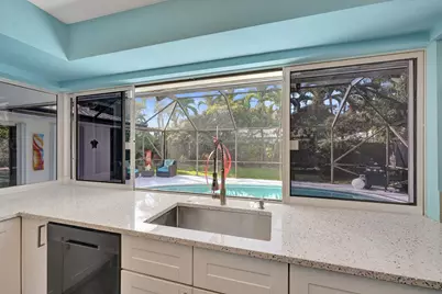 2050 NE 59th Place, Fort Lauderdale, FL 33308 - Photo 7