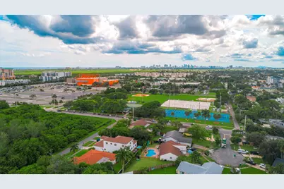 218 NE 2nd Place, Dania Beach, FL 33004 - Photo 21