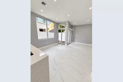 3705 Valais Drive, Hollywood, FL 33021 - Photo 9