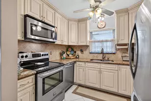 4755 NW 3rd Ct, Delray Beach, FL 33445 - Photo 11