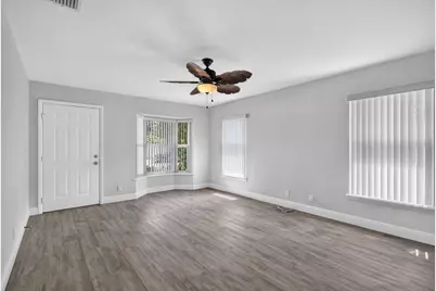 10468 Boynton Place Circle, Boynton Beach, FL 33437 - Photo 5