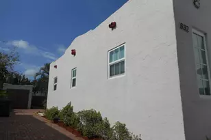832 Biscayne Dr, West Palm Beach, FL 33401 - Photo 3