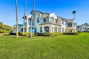 704 Ryder Cup Cir, Palm Beach Gardens, FL 33418 - Photo 1