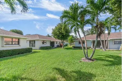 9825 Walnut Tree Way, Boynton Beach, FL 33436 - Photo 3
