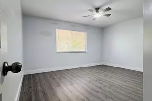1604 Lakeview Dr W, Royal Palm Beach, FL 33411 - Photo 5