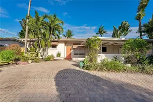 2142 NE 17th Ave, Wilton Manors, FL 33305 - Photo 1