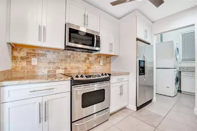 2142 NE 17th Avenue, Wilton Manors, FL 33305 - Photo 21