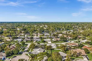 1021 Cherry Ln, Wellington, FL 33414 - Photo 3