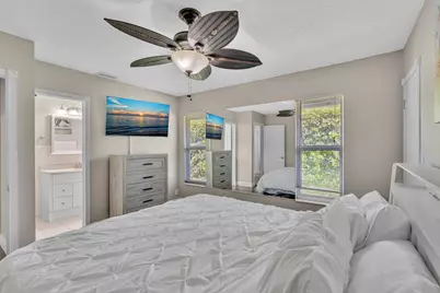 1021 Cherry Lane, Wellington, FL 33414 - Photo 23