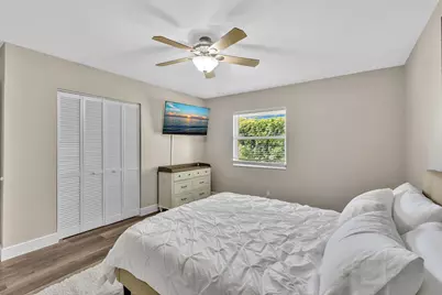 1021 Cherry Lane, Wellington, FL 33414 - Photo 29