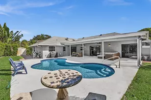 1021 Cherry Ln, Wellington, FL 33414 - Photo 17