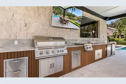 2678 Meadowood Drive, Weston, FL 33332 - Photo 29
