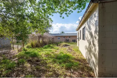 2516 Ave L #Unit b, Fort Pierce, FL 34947 - Photo 21