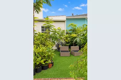 234 E Greenwood Drive, West Palm Beach, FL 33405 - Photo 5