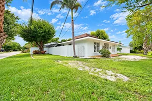 1707 S 8th St, Fort Pierce, FL 34950 - Photo 5
