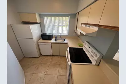 840 Cypress Park Way #F3, Deerfield Beach, FL 33064 - Photo 3