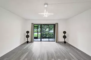 310 Lakeview Dr, Weston, FL 33326 - Photo 29