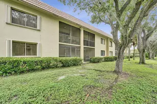 310 Lakeview Dr, Weston, FL 33326 - Photo 35