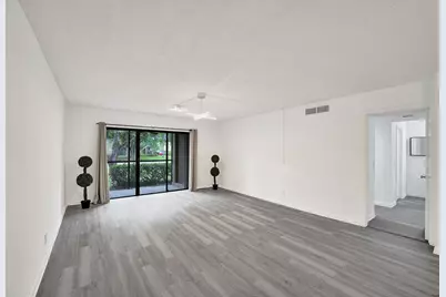 310 Lakeview Drive #105, Weston, FL 33326 - Photo 13