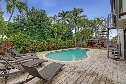 1330 NW 78th Avenue, Plantation, FL 33322 - Photo 3