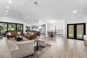 11074 Highland Cir, Boca Raton, FL 33428 - Photo 3