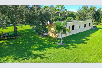 16693 Deer Path Lane, Wellington, FL 33470 - Photo 47