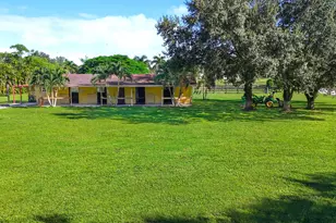 16693 Deer Path Ln, Wellington, FL 33470 - Photo 1