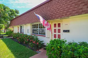1990 NE 33rd St, Lighthouse Point, FL 33064 - Photo 1