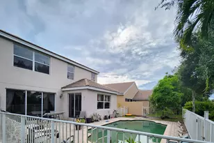 180 Kensington Way, Royal Palm Beach, FL 33414 - Photo 3