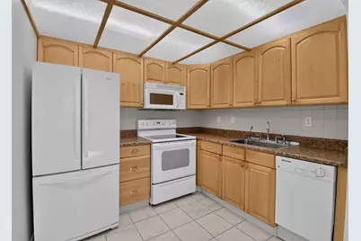 386 Capri I, Delray Beach, FL 33484 - Photo 9