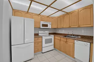 386 Capri I, Delray Beach, FL 33484 - Photo 9