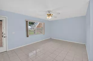386 Capri I, Delray Beach, FL 33484 - Photo 5