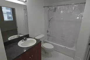 115 SW 11th St, Miami, FL 33130 - Photo 15