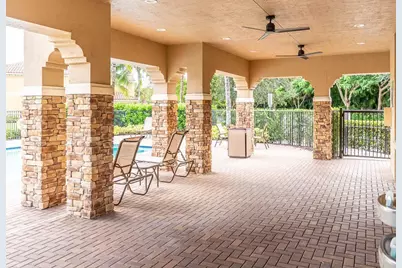 10199 Wellington Parc Drive, Wellington, FL 33449 - Photo 33