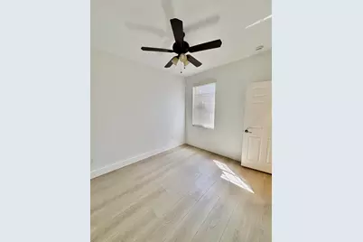 10199 Wellington Parc Drive, Wellington, FL 33449 - Photo 23