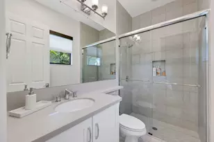 9275 Biaggio Rd, Boca Raton, FL 33496 - Photo 31