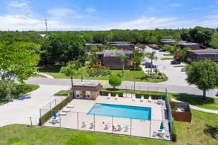5913 SE Windsong Ln, Stuart, FL 34997 - Photo 11