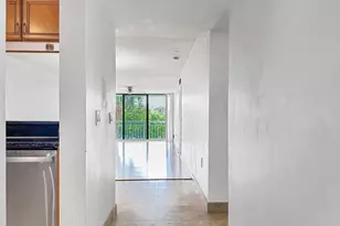 2761 Village Blvd, West Palm Beach, FL 33409 - Photo 3
